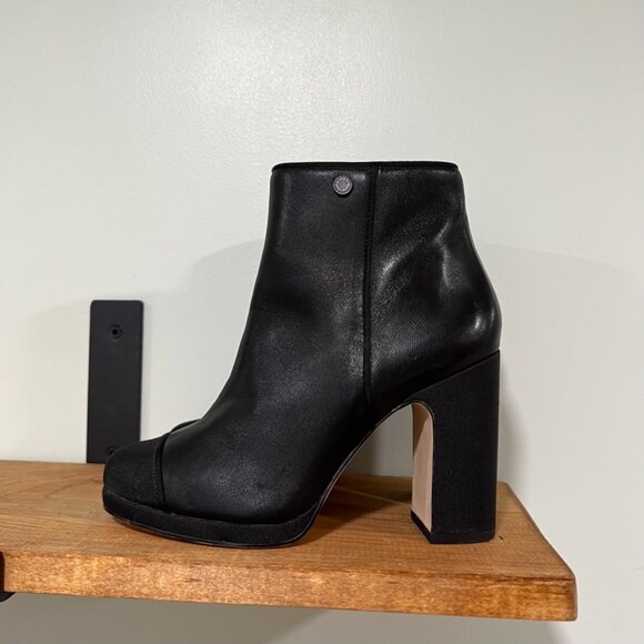 KARL LAGERFELD PARIS Lainey Boots Block-Heel Leather Booties 7M/37.5 B - Picture 7 of 13